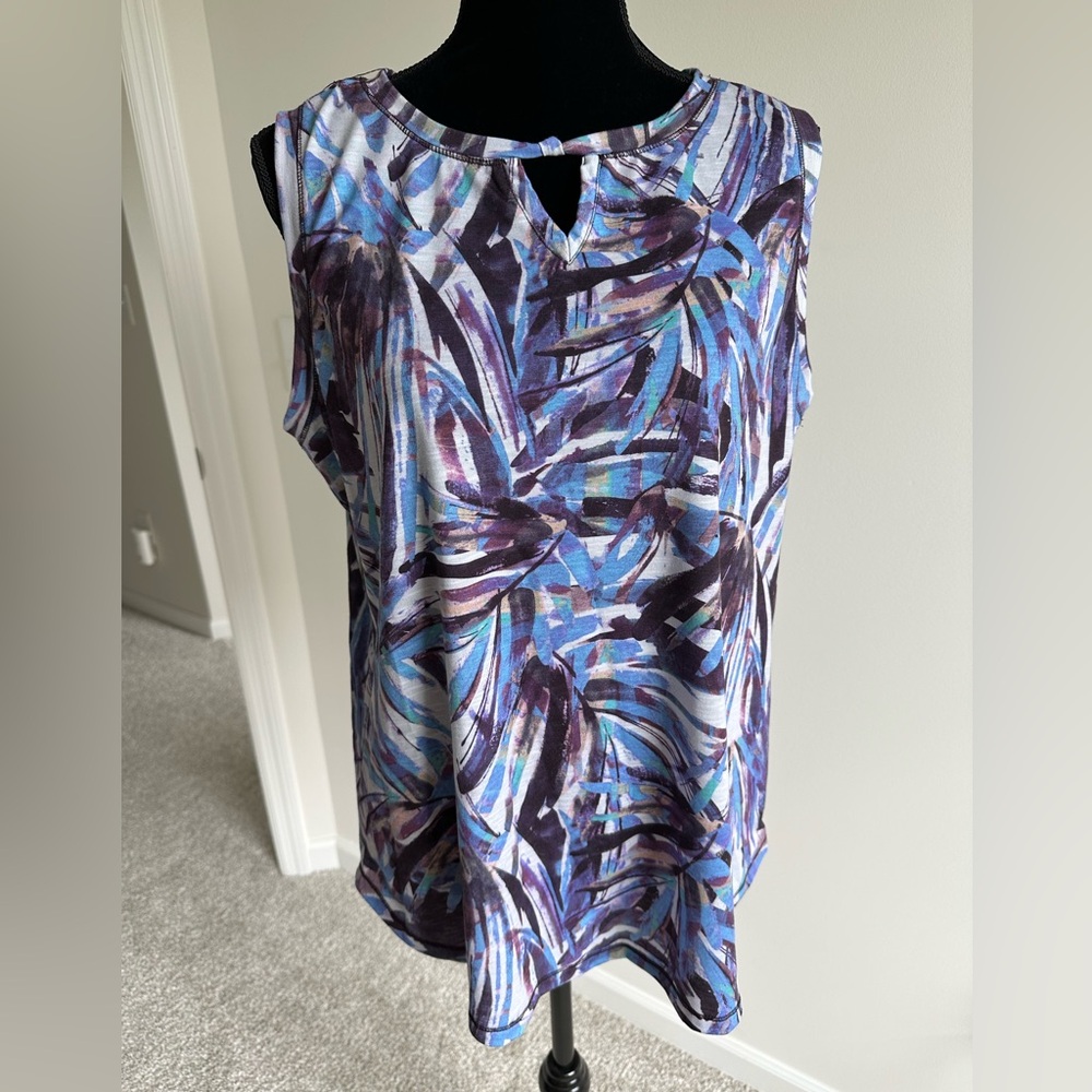 Women’s Christopher & Banks Key Hole Tank